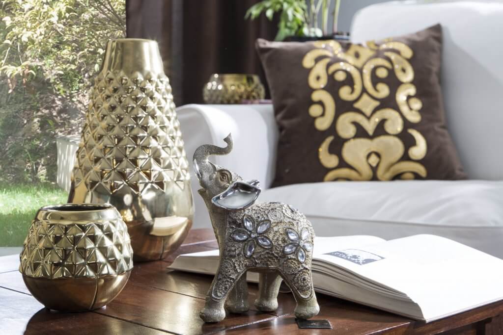 JAK ODMIENIĆ KOLONIALNY SALON? PRZYGOTUJ TROPIKALNĄ METAMORFOZĘ!