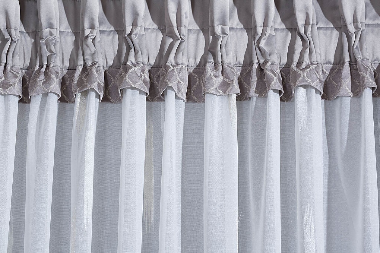 marszczenie firan - zbliżenie