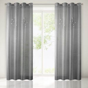 CZY FIRANKI Z KRYSZTAŁKAMI TRZEBA SPECJALNIE PIELĘGNOWAĆ