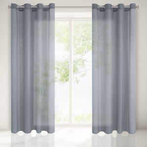 CZY FIRANKI Z KRYSZTAŁKAMI TRZEBA SPECJALNIE PIELĘGNOWAĆ