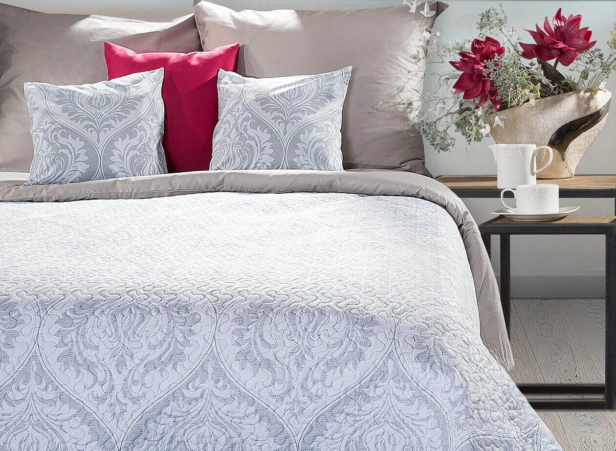 JAK DOBRAĆ NARZUTĘ NA ŁÓŻKO DO SYPIALNI