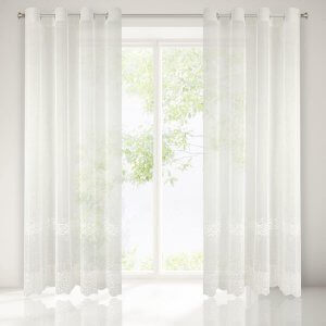 JAK USUNĄĆ PLAMĘ Z FARBY Z FIRANKI?