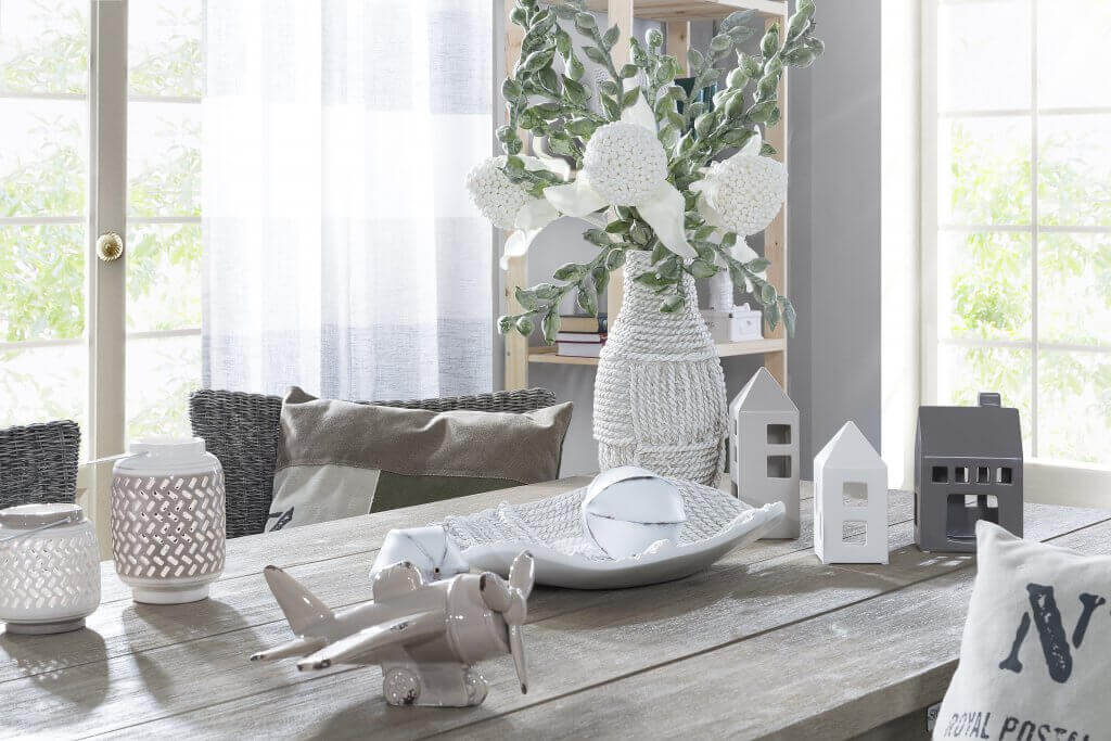 METAMORFOZA STYLU JADALNIA W STYLU SKANDYNAWSKIM CZY MARYNISTYCZNYM