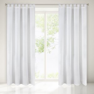 NOWOCZESNE FIRANY DO SALONU Z BALKONEM – NA JAKIE SIĘ ZDECYDOWAĆ?