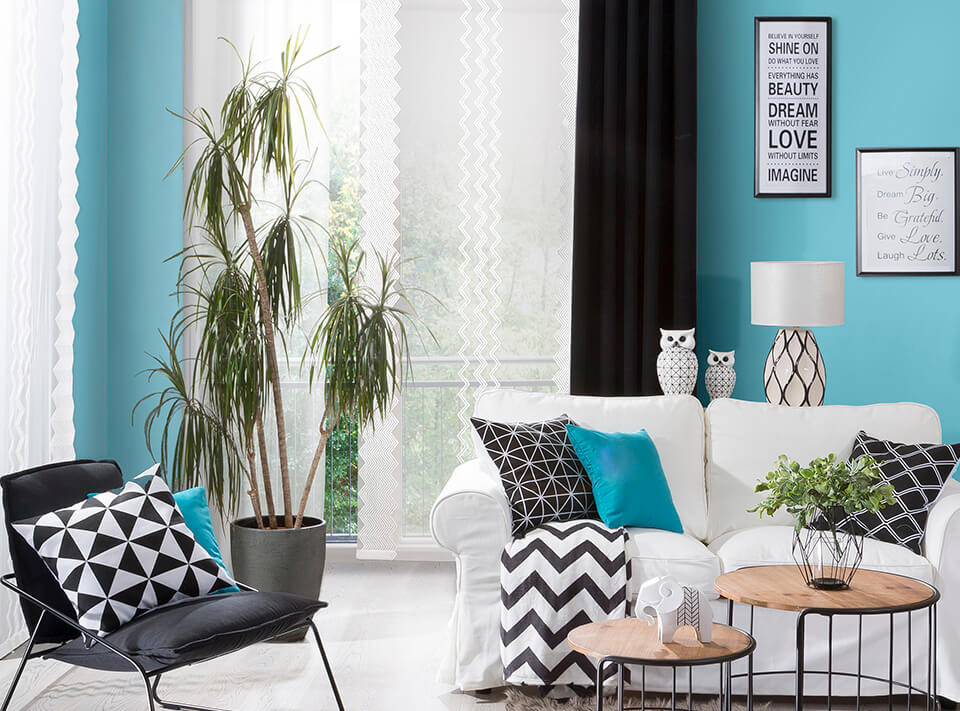 Firanki i zasłony – jak je ze sobą łączyć?