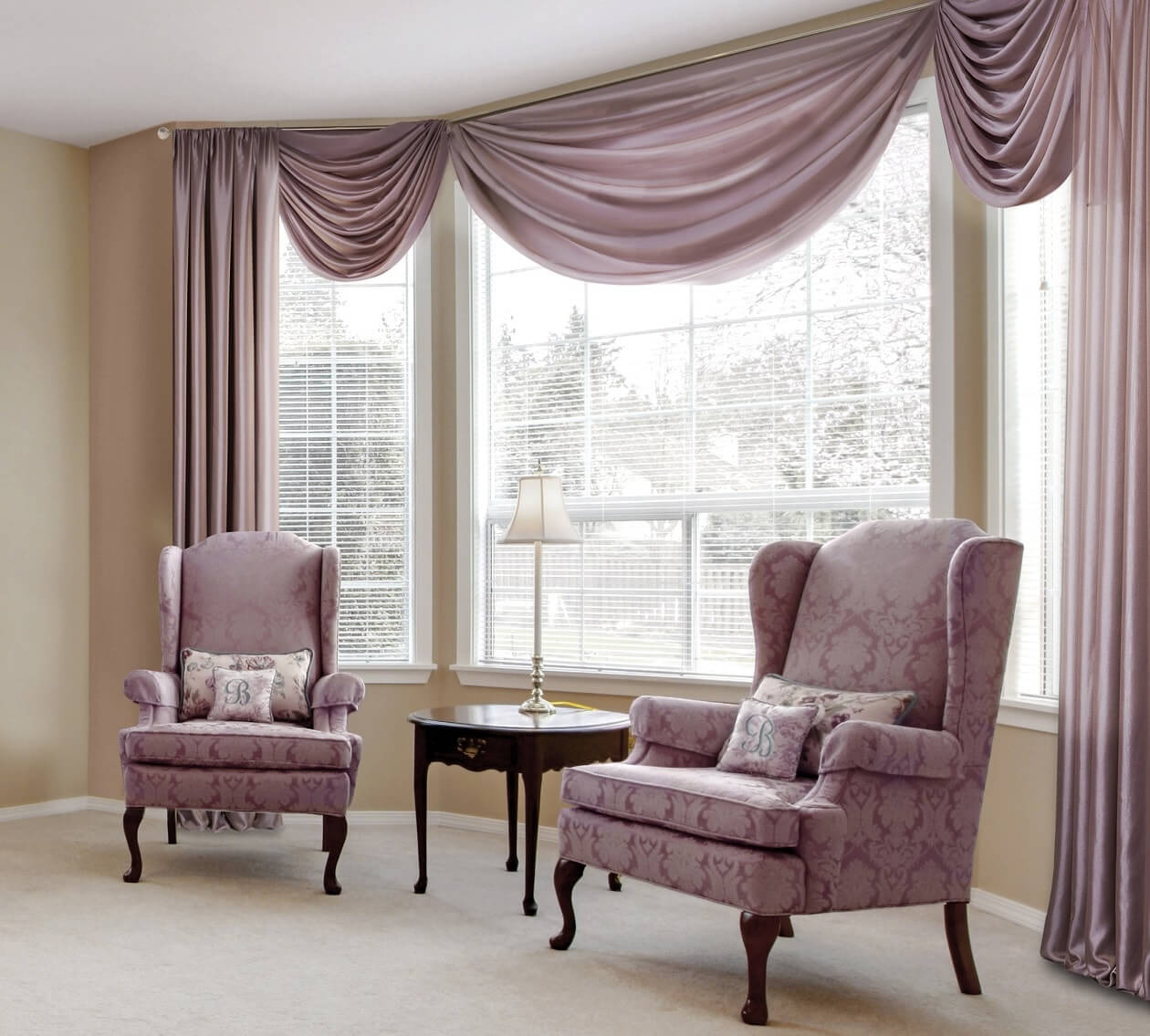 Lambrekin – relikt przeszłości czy ciekawa ozdoba2-min