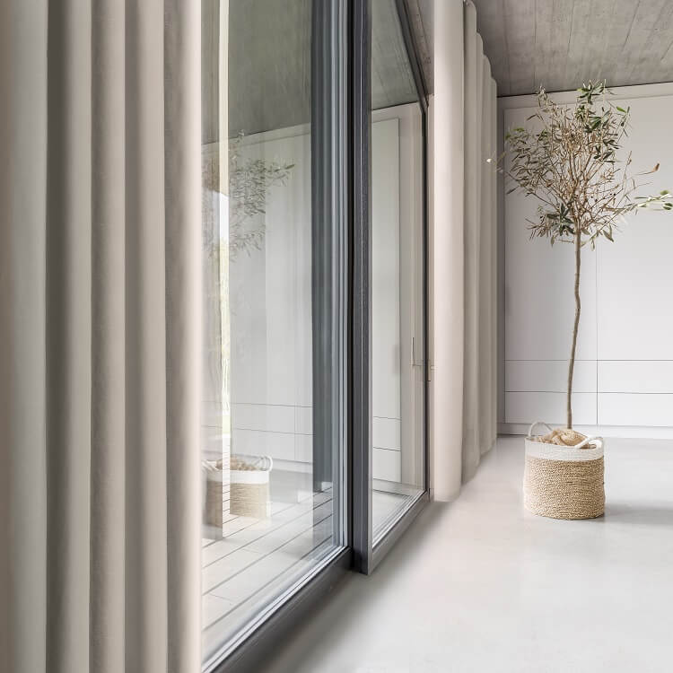 jak myć okna eurofirany