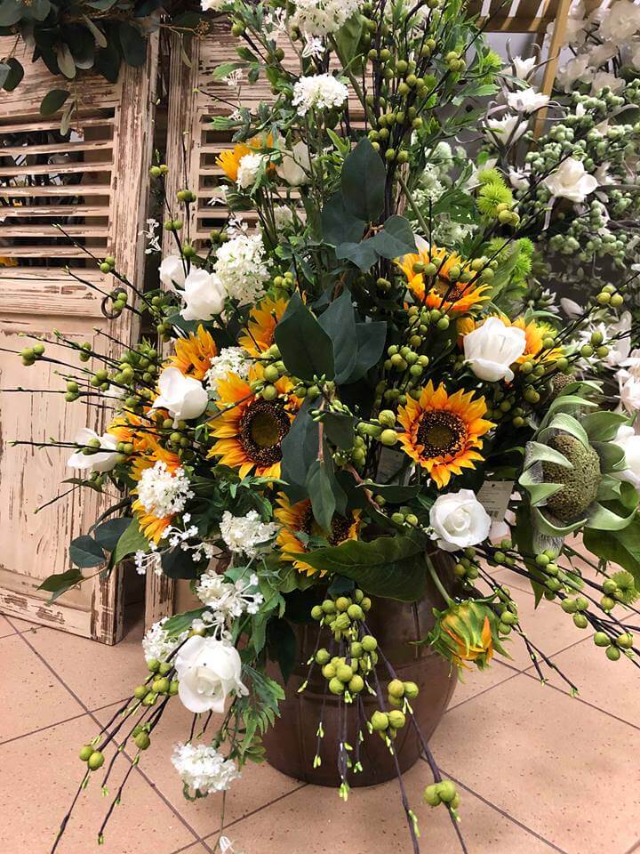 kwiaty w wazonie eurofirany