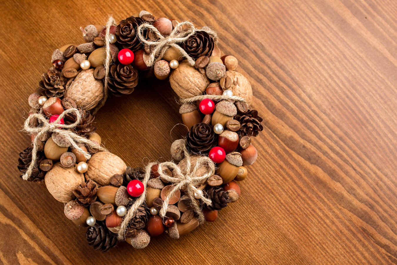 wianek z orzechow wloskich