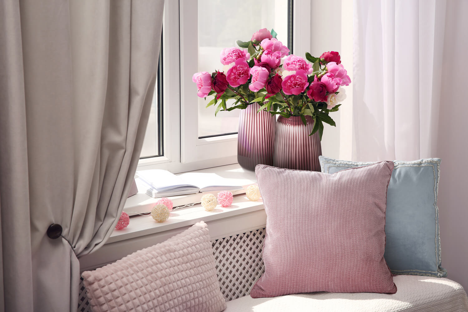 jak udekorowac parapet w salonie jak udekorować parapet w salonie