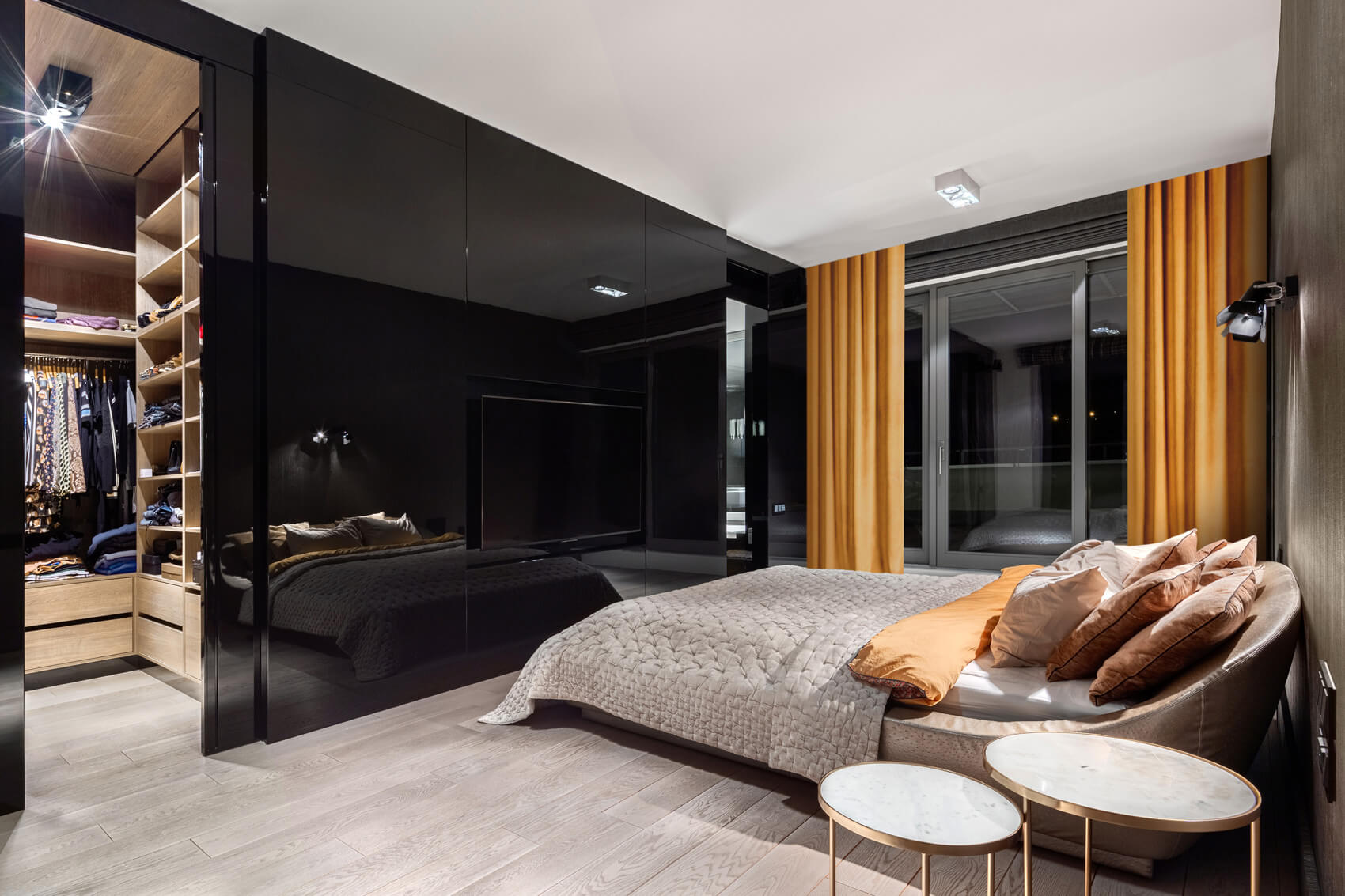 otwarta czy zamknięta garderoba w sypialni