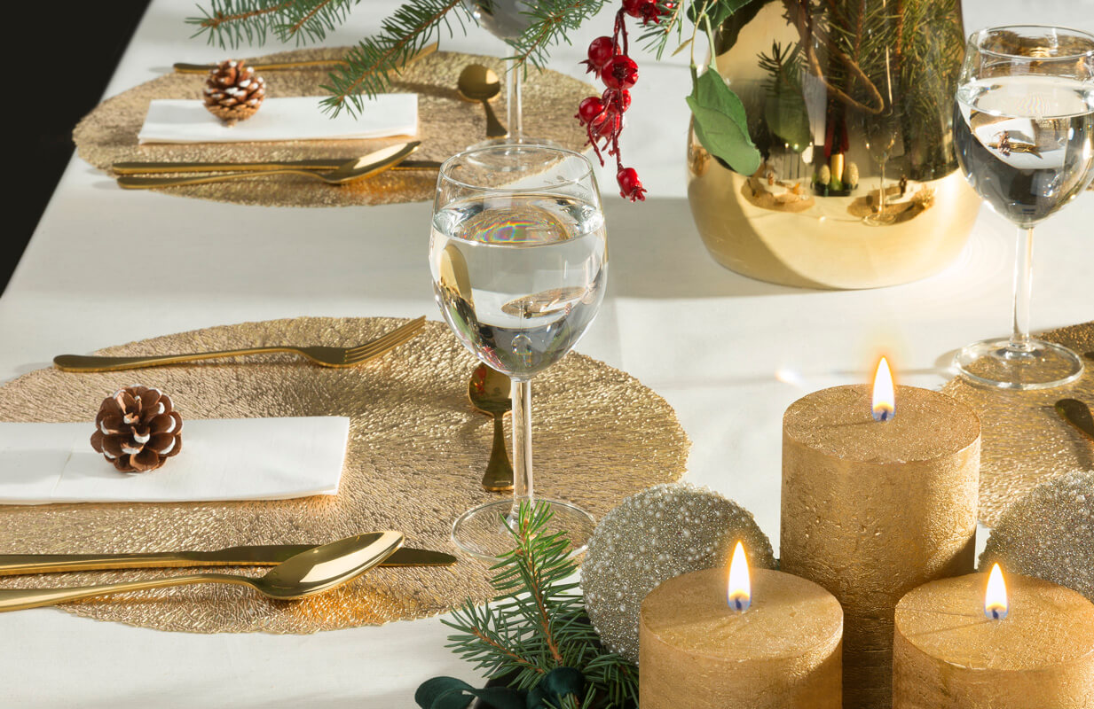 modny wigilijny stol