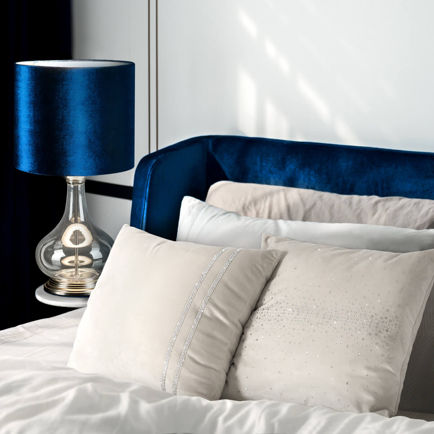 jak wybrac lampke nocna do sypialni