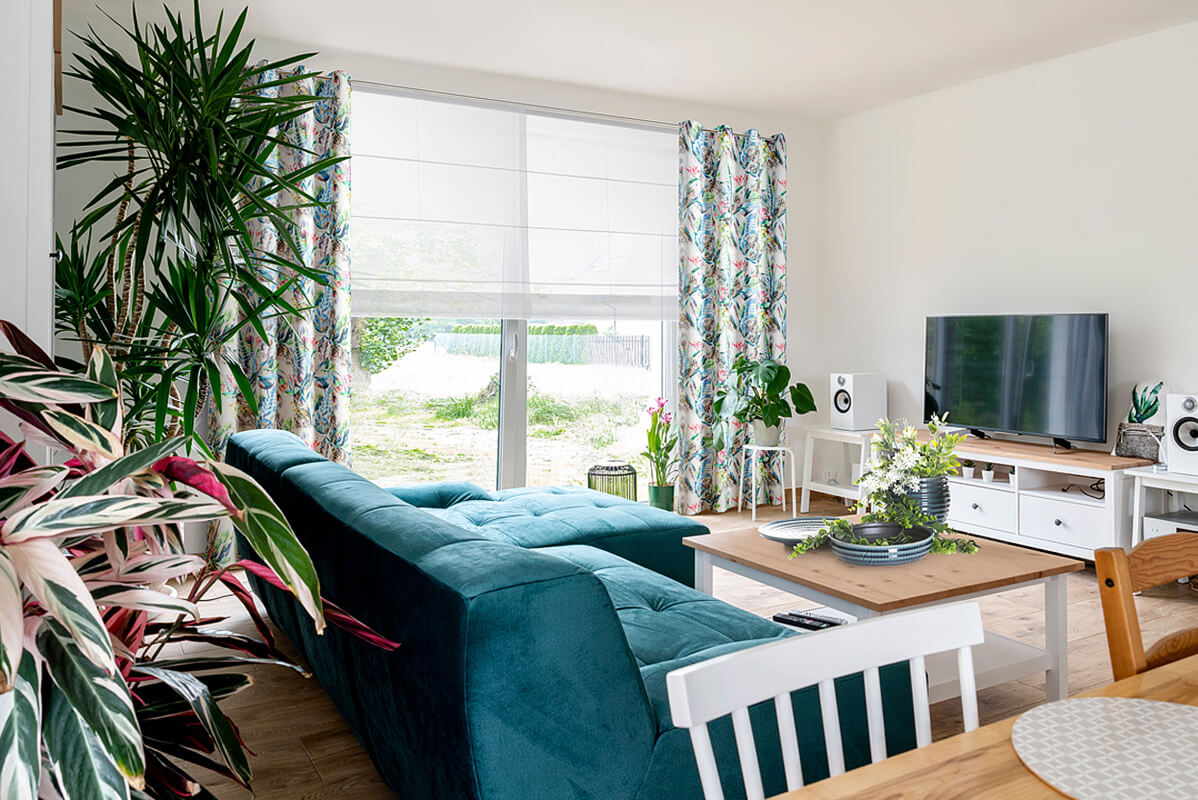 karnisz drazkowy do sciany