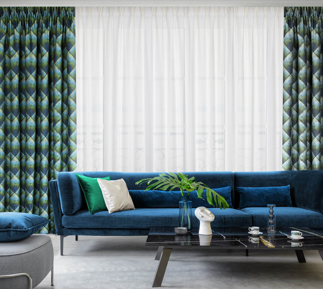 jak rozjasnic salon z ciemnymi meblami