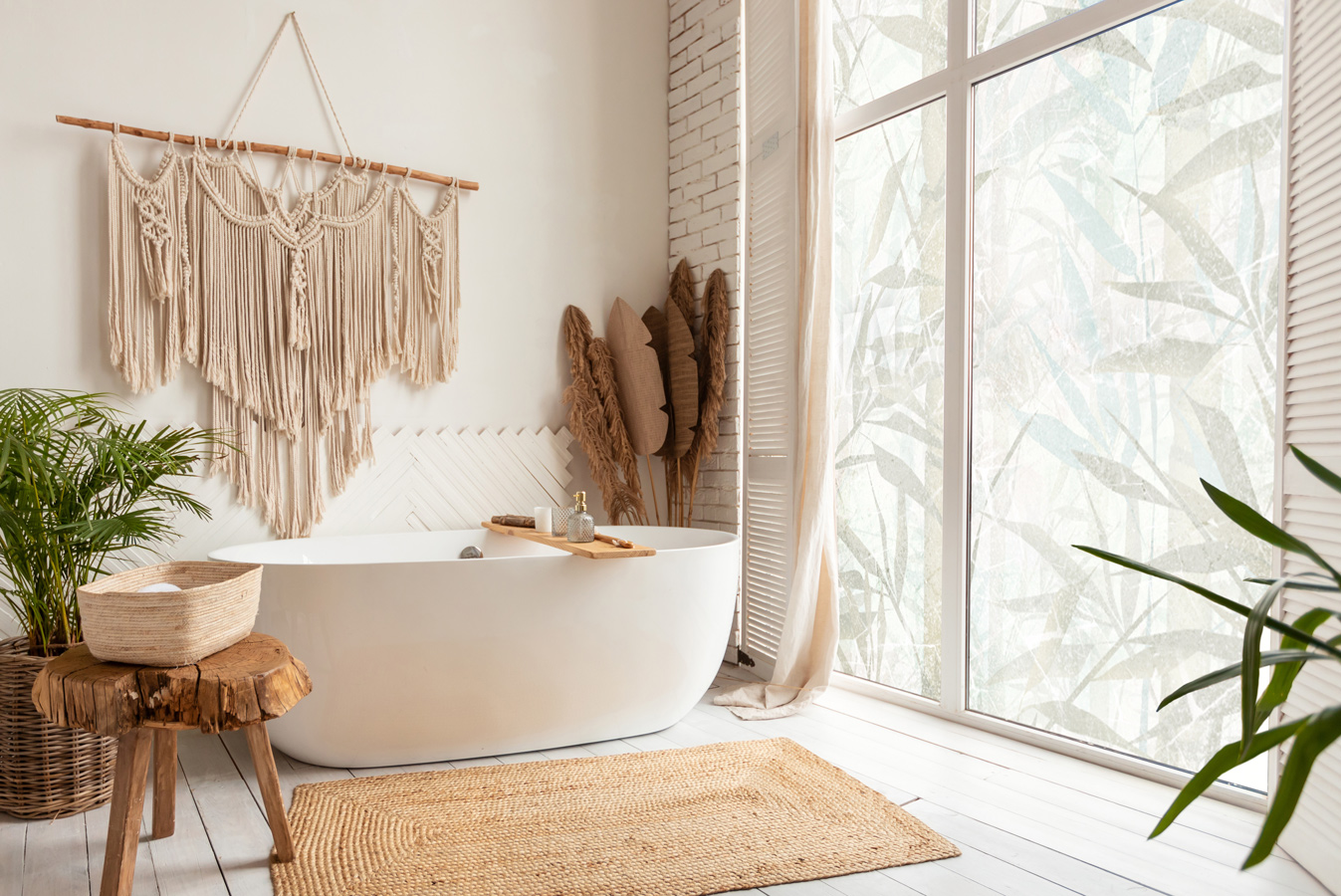 Jaka folia na okno do łazienki