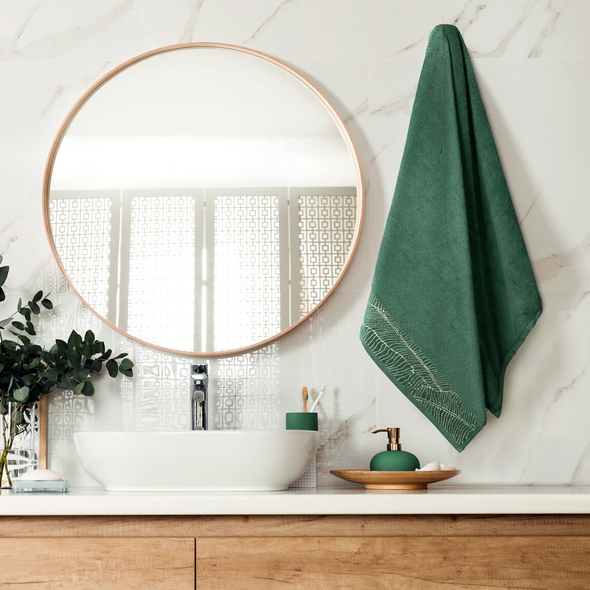 Jakie dodatki do białej łazienki