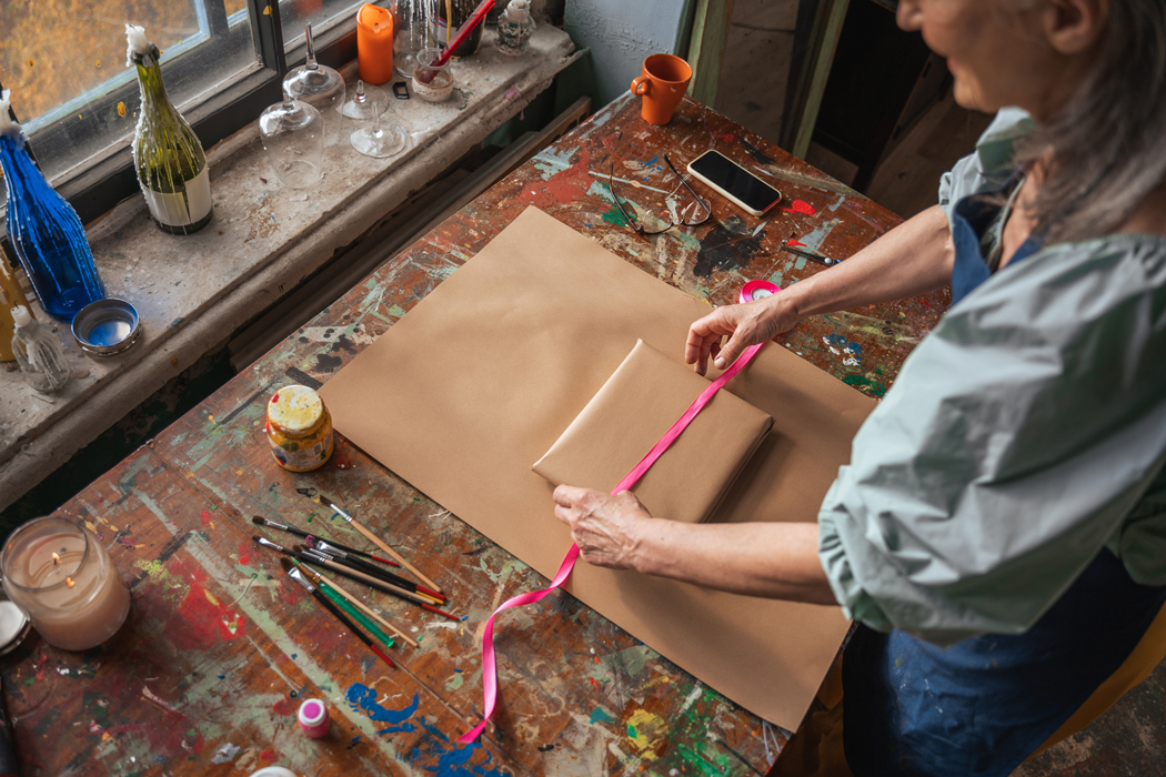 jak zapakować obraz na prezent