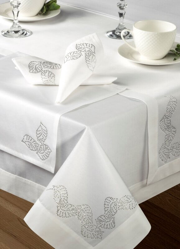 jaki materiał na obrus