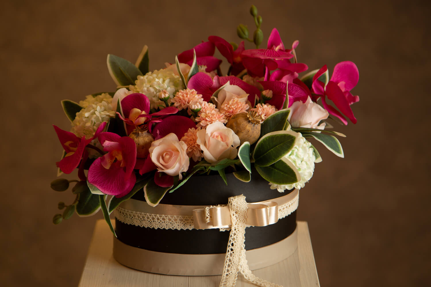 flower box ze sztucznych kwiatów