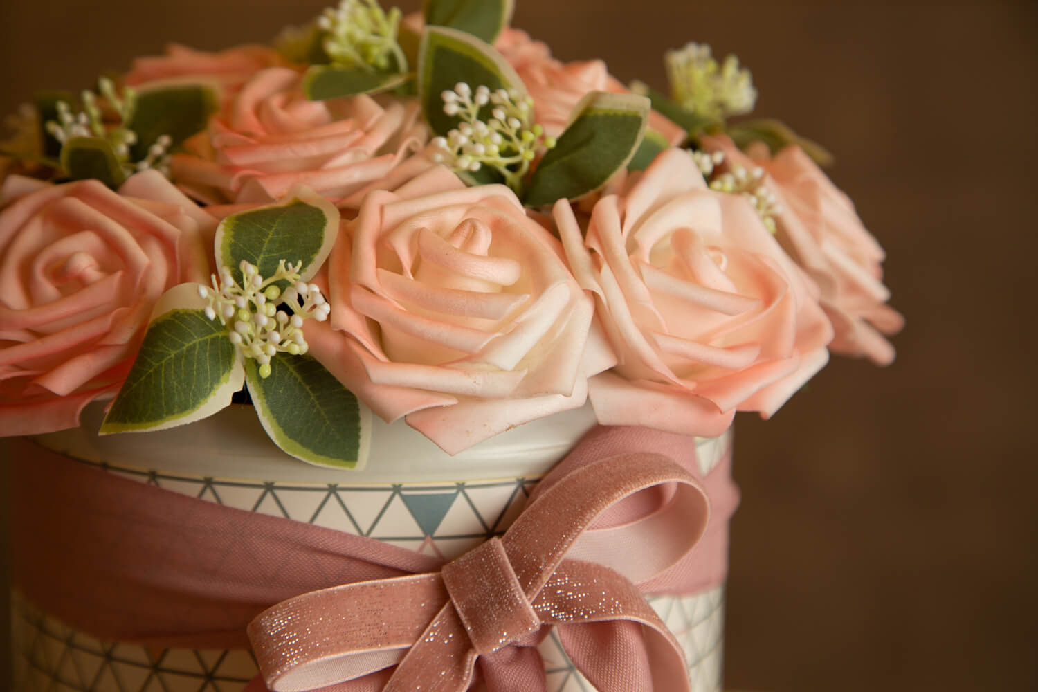 flower box ze sztucznych kwiatów