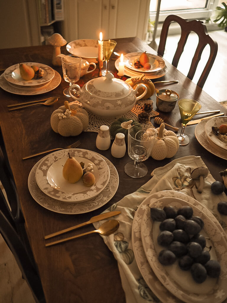 Jesienna dekoracja stołu – zobacz jesień na stole u Iwony Olkowskiej