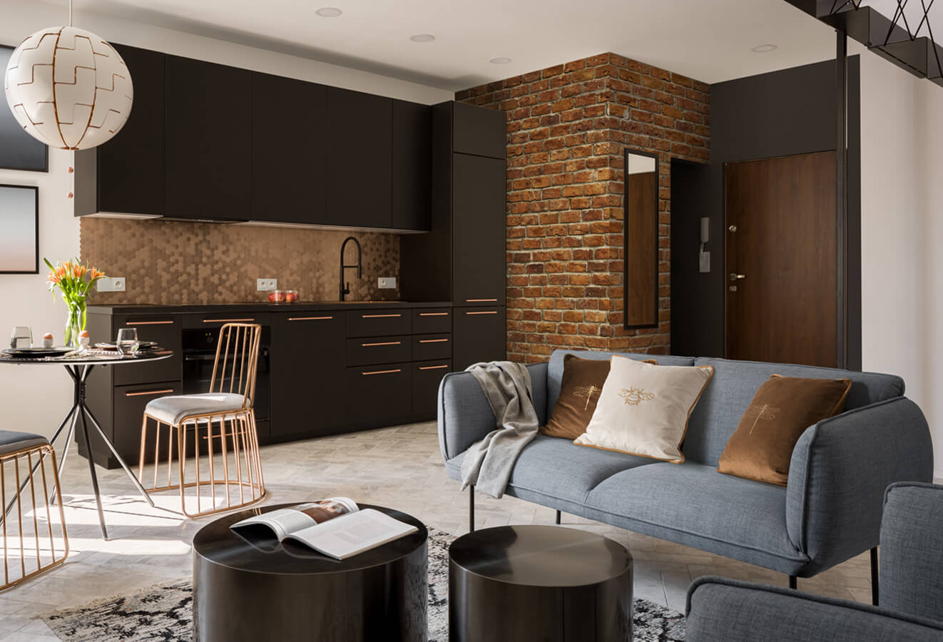 co pasuje do ceglanej ściany