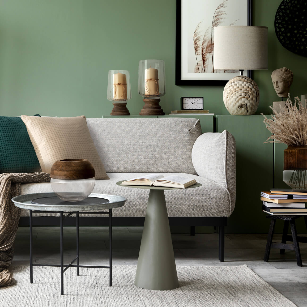 co na ścianę za kanapą