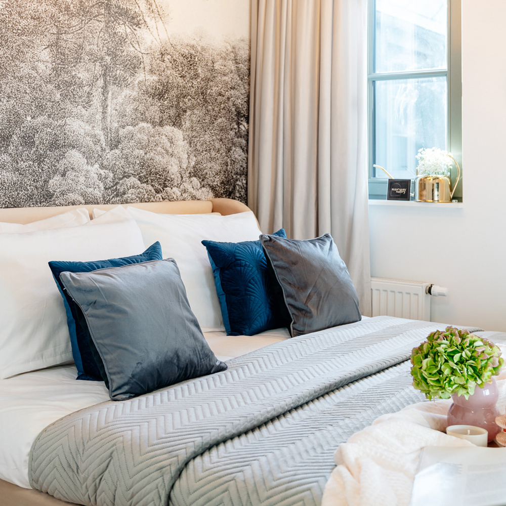 jak zakryć dziurę w ścianie