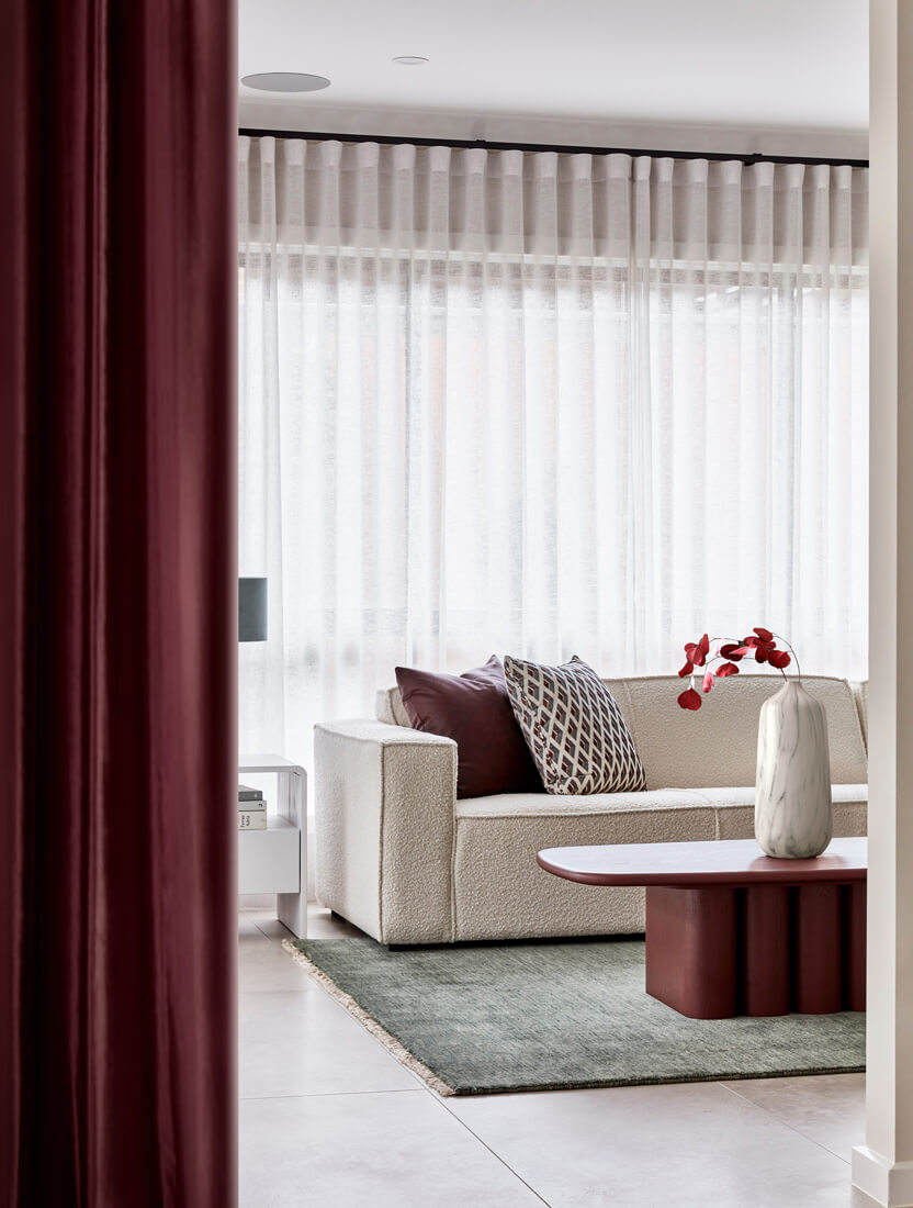 Jaki kolor zasłon do kremowych ścian