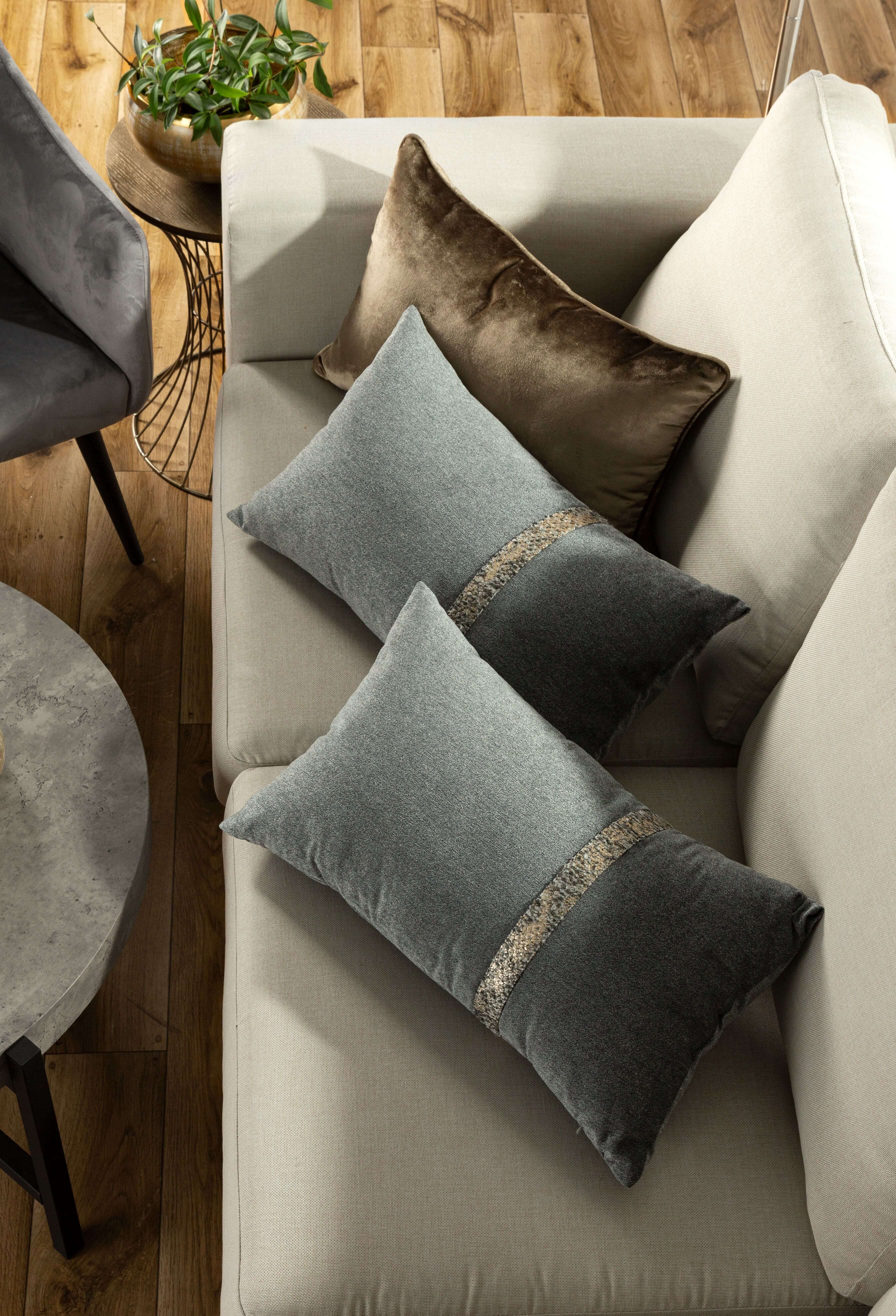 poduszki na kanapę do salonu