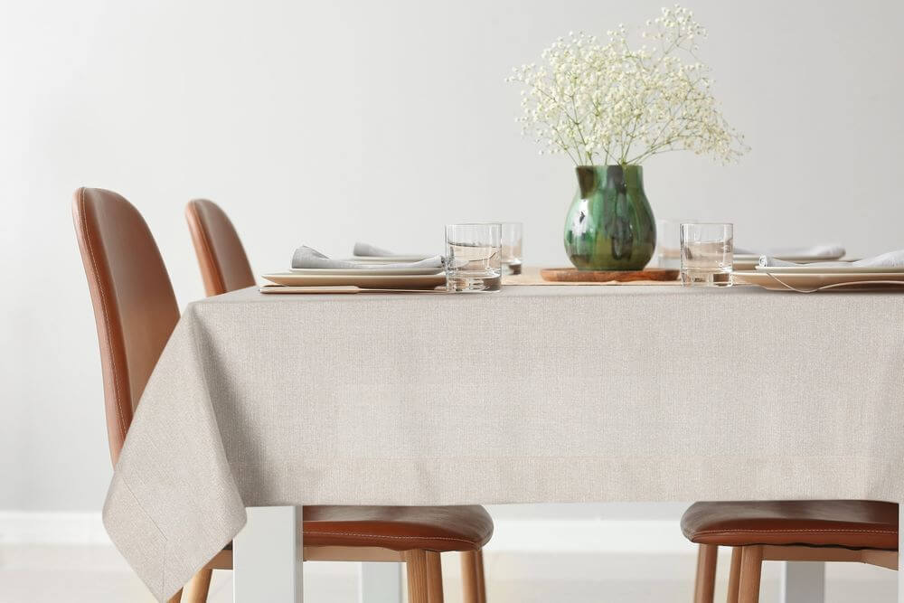 jak udekorować stół na komunie dla chłopca 