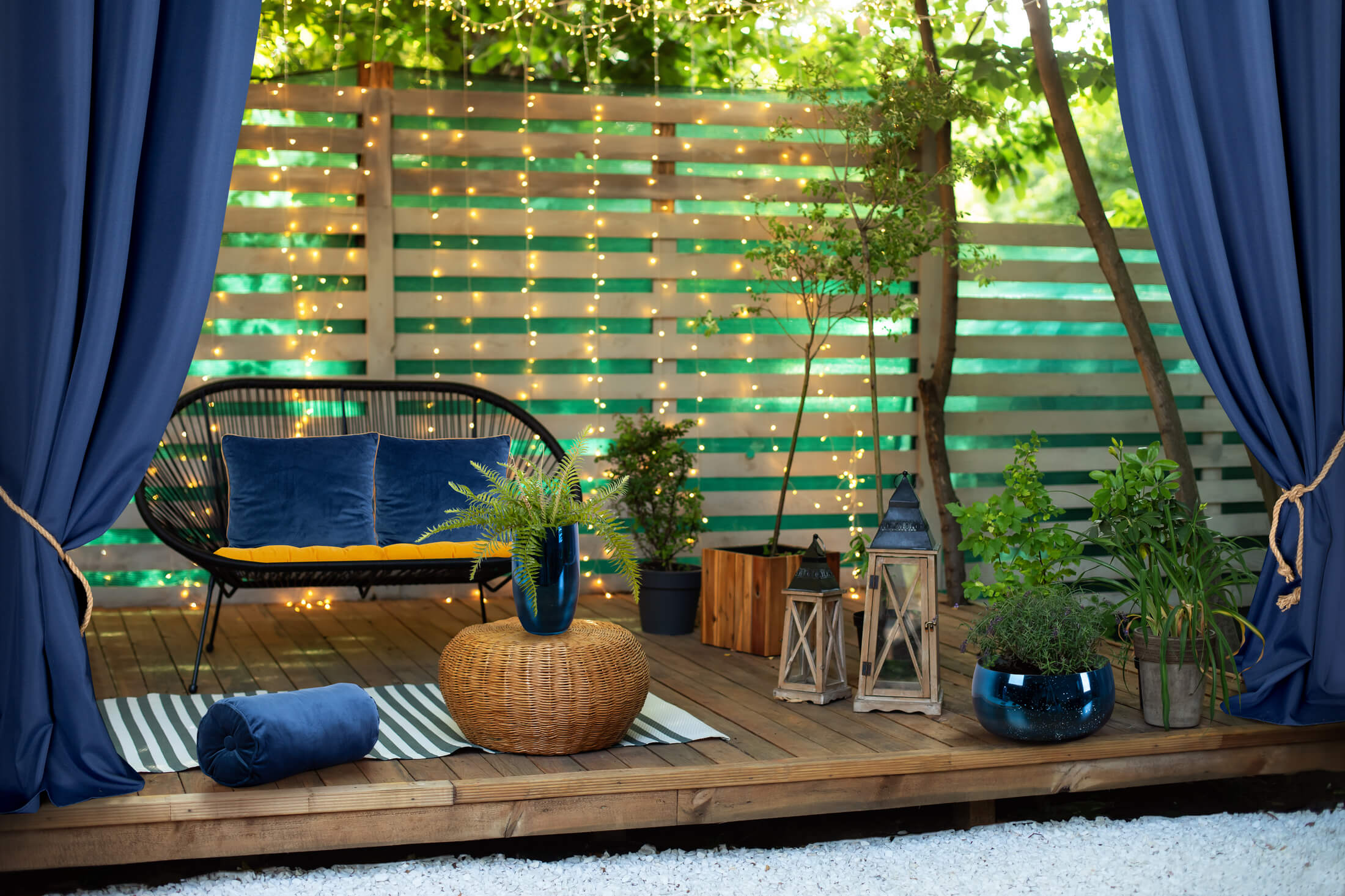 chwosty do zasłon jak zamontować