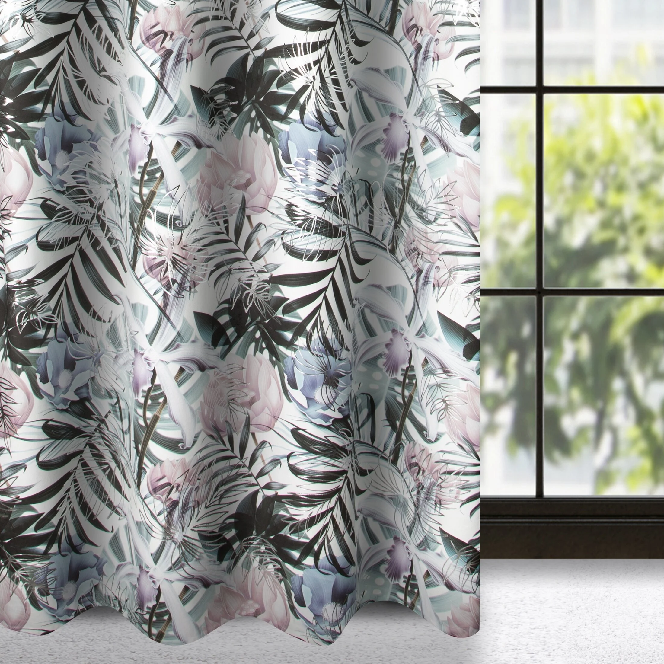 Zasłona welwetowa biało, srebrzysta ze wzorem egzotycznych liści 140x250 cm przelotka - MALIBU | eurofirany