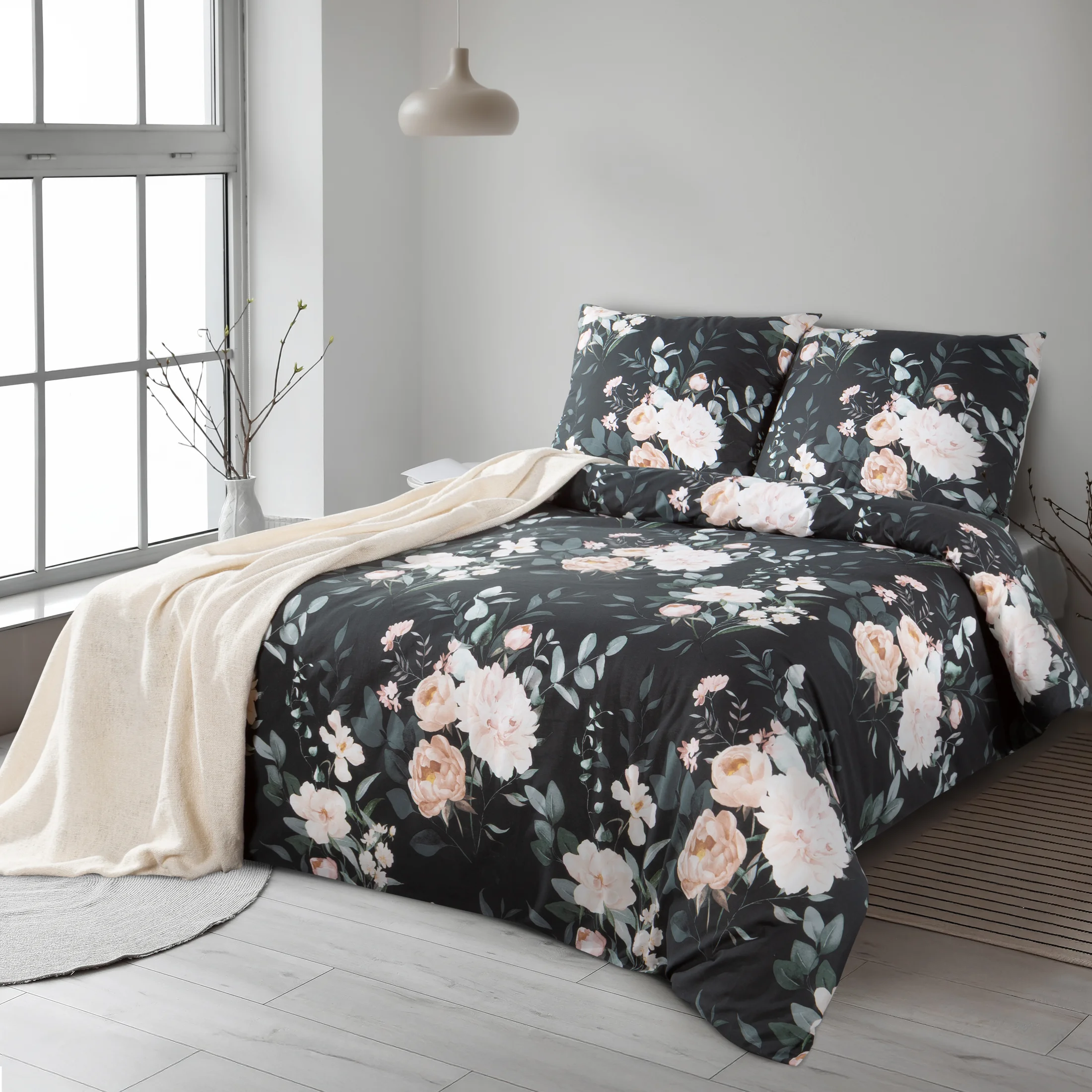 Pościel 140x200 cm bawełna ranforce kolor czarny, szałwiowy z motywem kwiatów ROSITA 1 | eurofirany