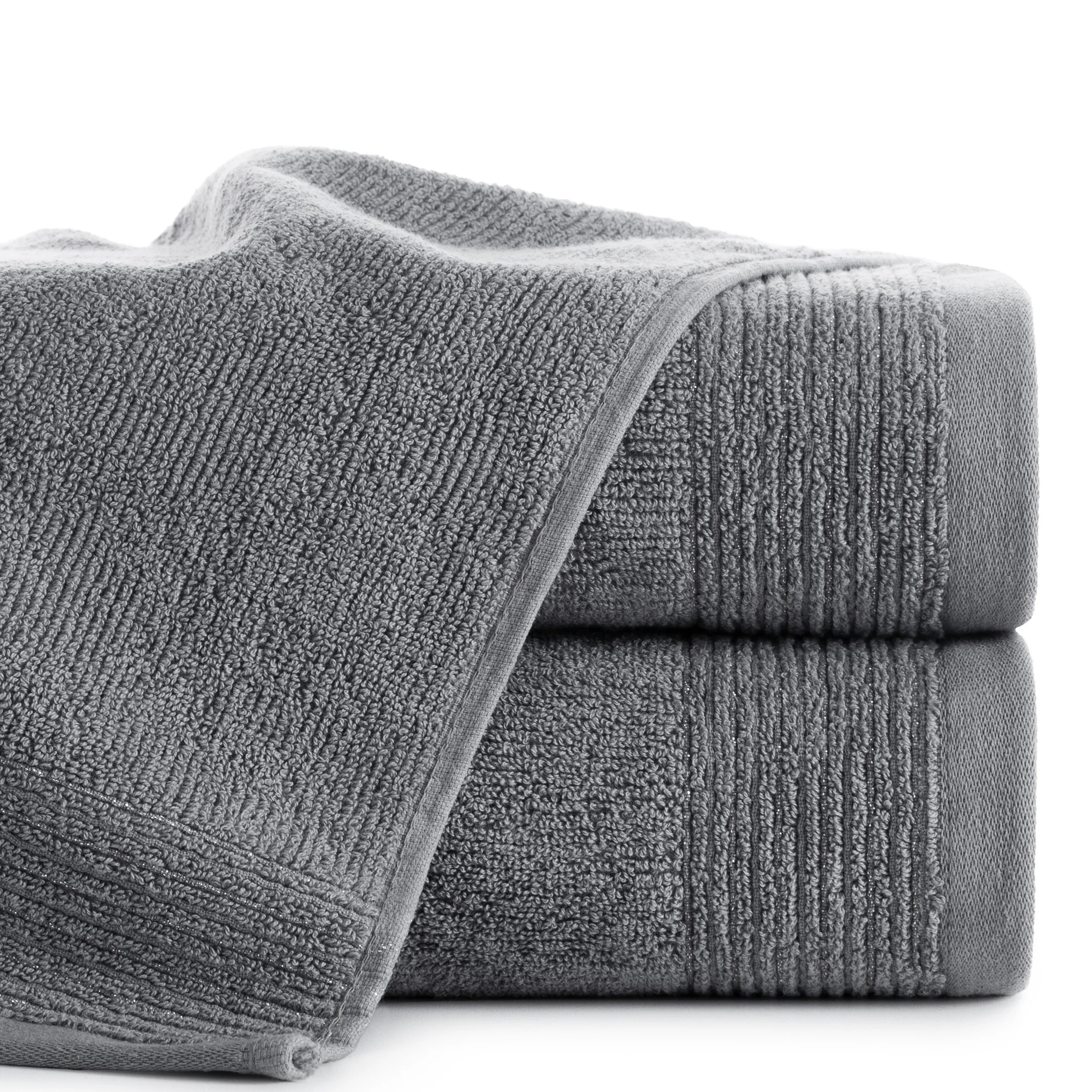 Ręcznik kąpielowy 50x90 cm bawełniany kolor srebrny zdobiony błyszczącą bordiurą 500 g/m2 LARI