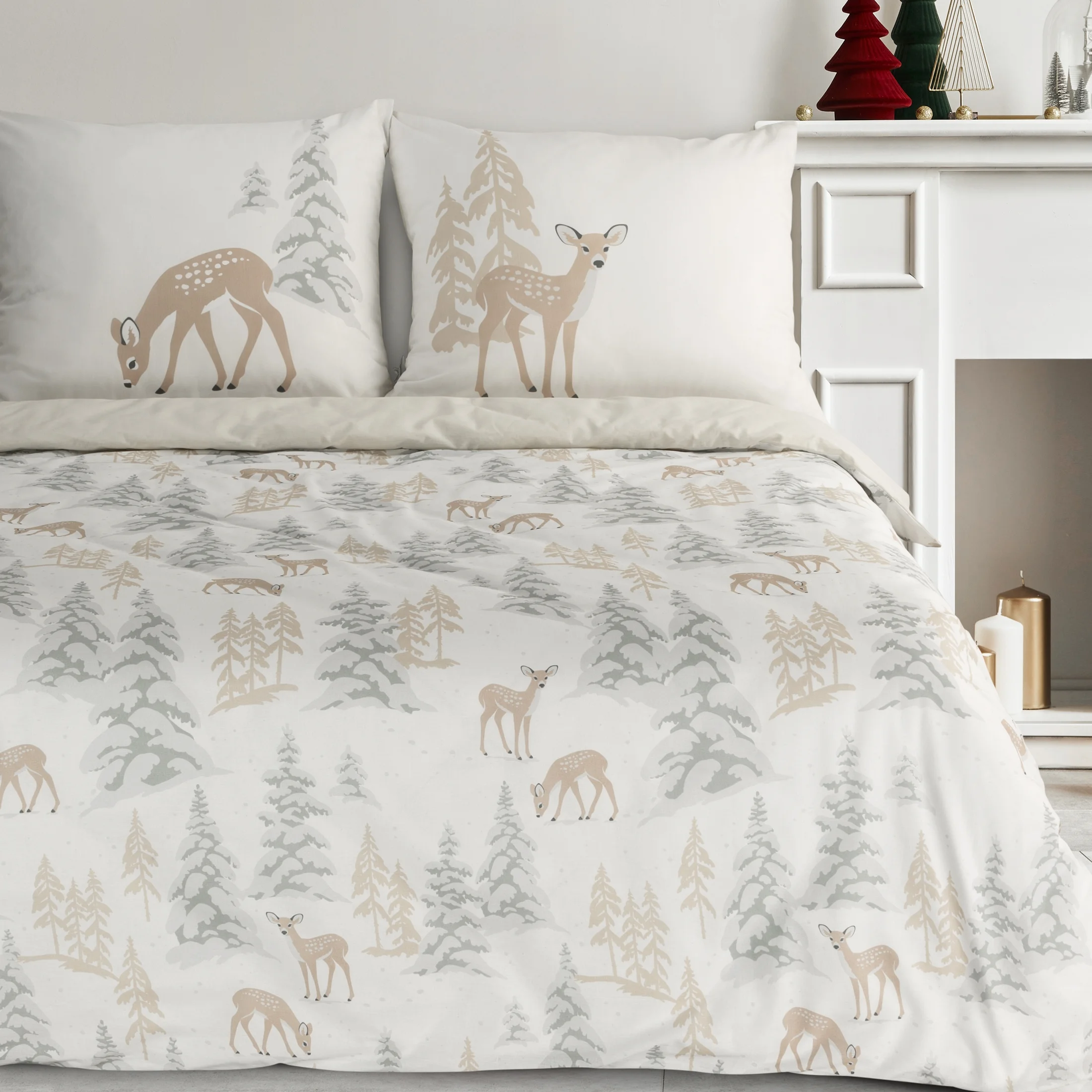 Pościel świąteczna 220x200 cm bawełna ranforce kolor biały, beżowy z nadrukiem sarenek FAWN | eurofirany