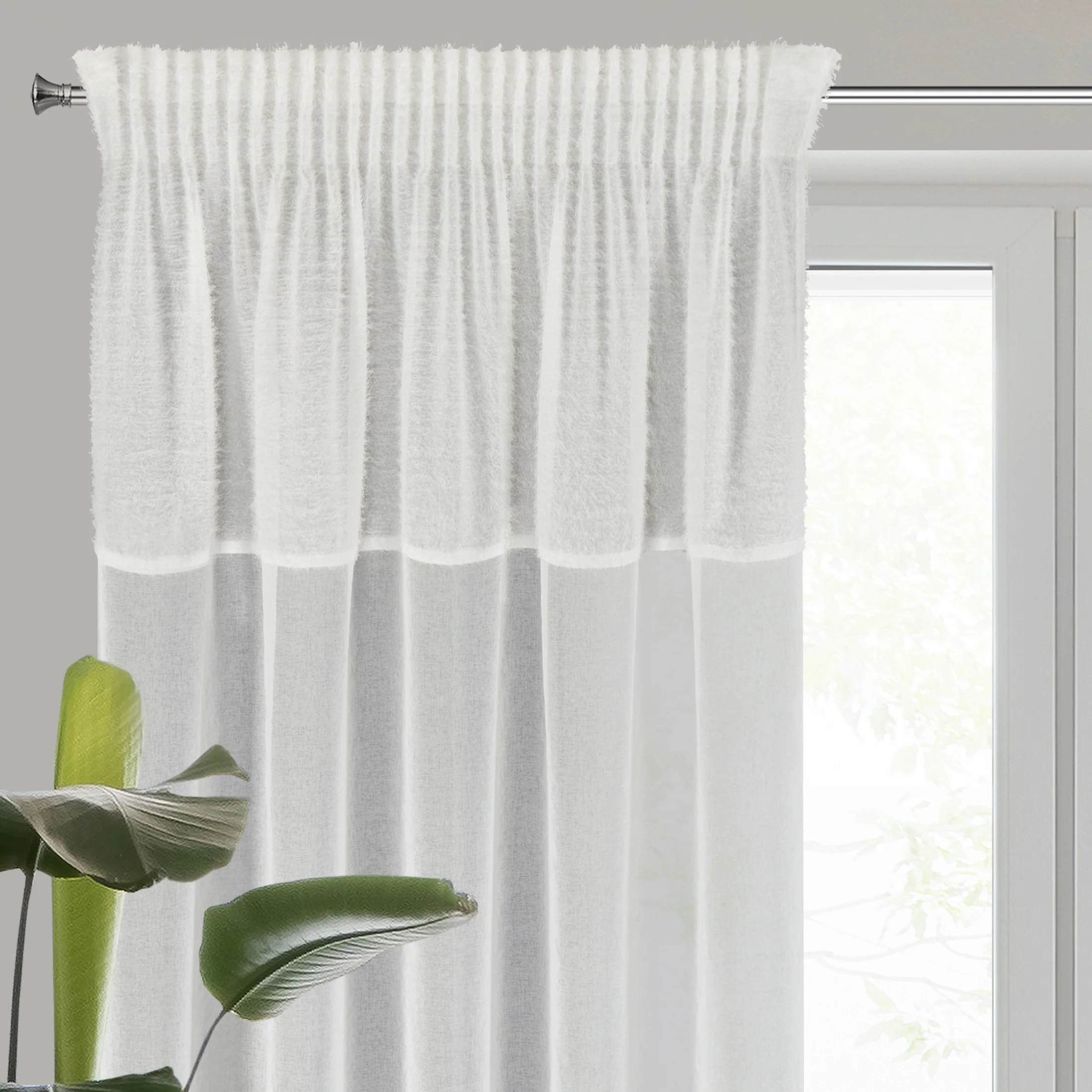 Zasłona kremowa z wstawką z moherowej tkaniny 140x270 cm taśma - AGIS | 