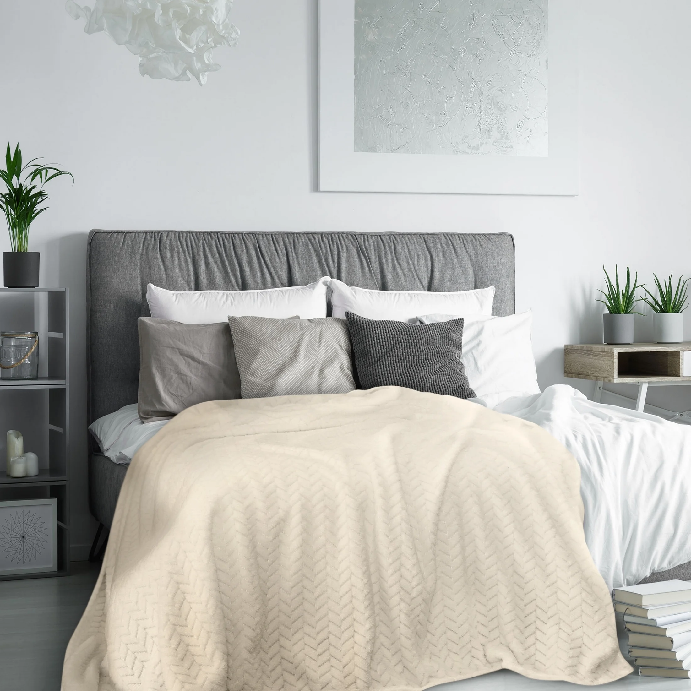 Koc 220x200 cm beżowy miękki w dotyku z wytłaczanym wzorem CINDY Design 91