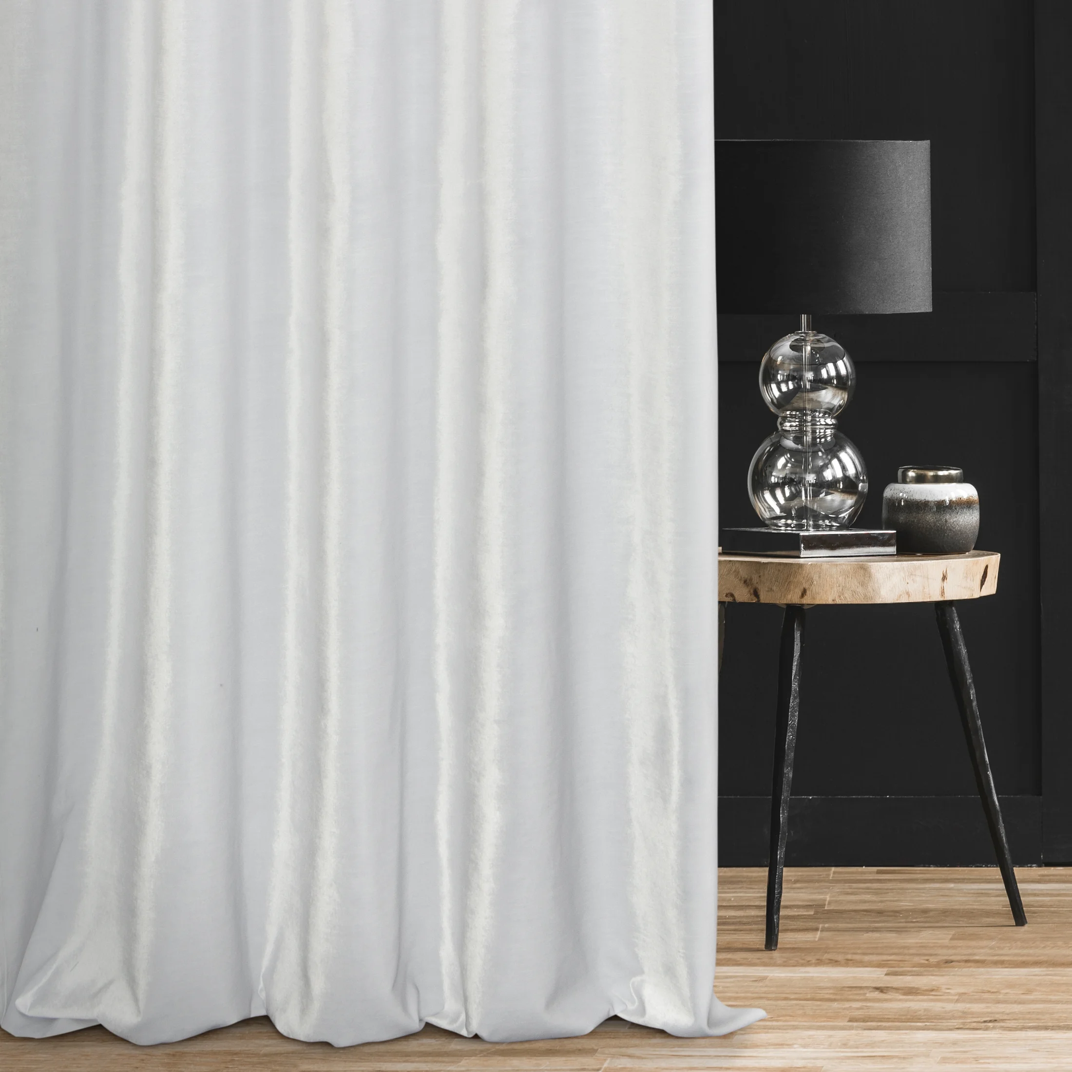 Tkanina zasłonowa gruba welwetowa z poziomym prążkiem z kolekcji Pierre Cardin