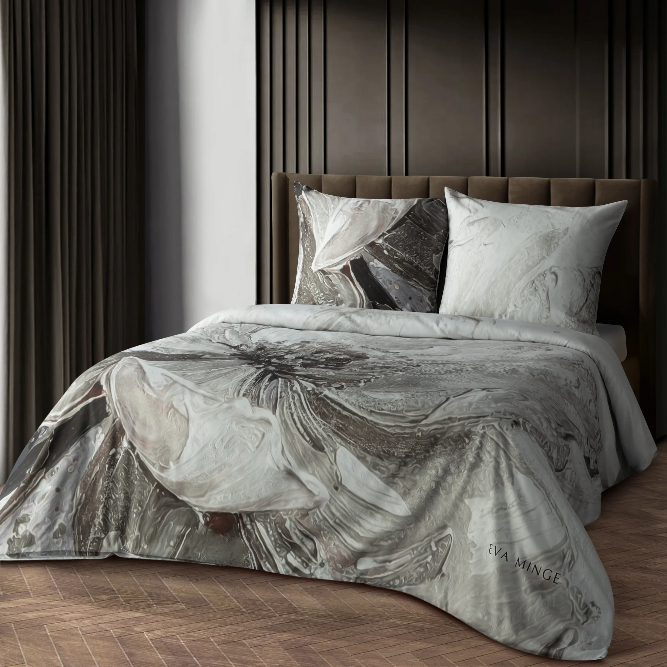 Pościel 160x200 cm z makosatyny bawełnianej kolor jasnobrązowy, jasnoszary z designerskim nadrukiem AMAYA Eva Minge | eurofirany
