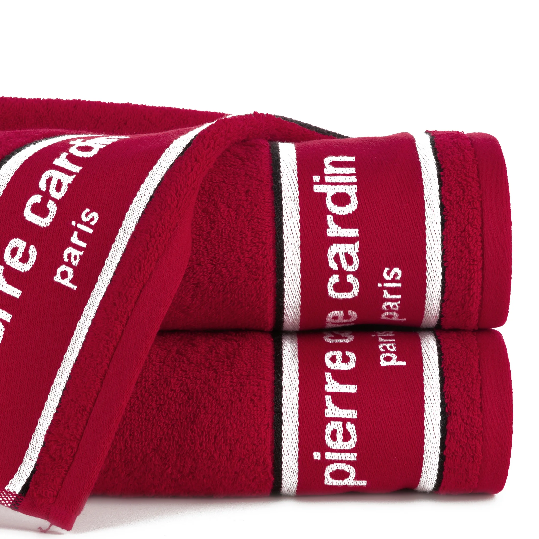 Ręcznik kąpielowy 50x90 cm bawełniany kolor czerwony z żakardową bordiurą i haftowanym logiem marki Pierre Cardin 450 g/m2 KARLA
