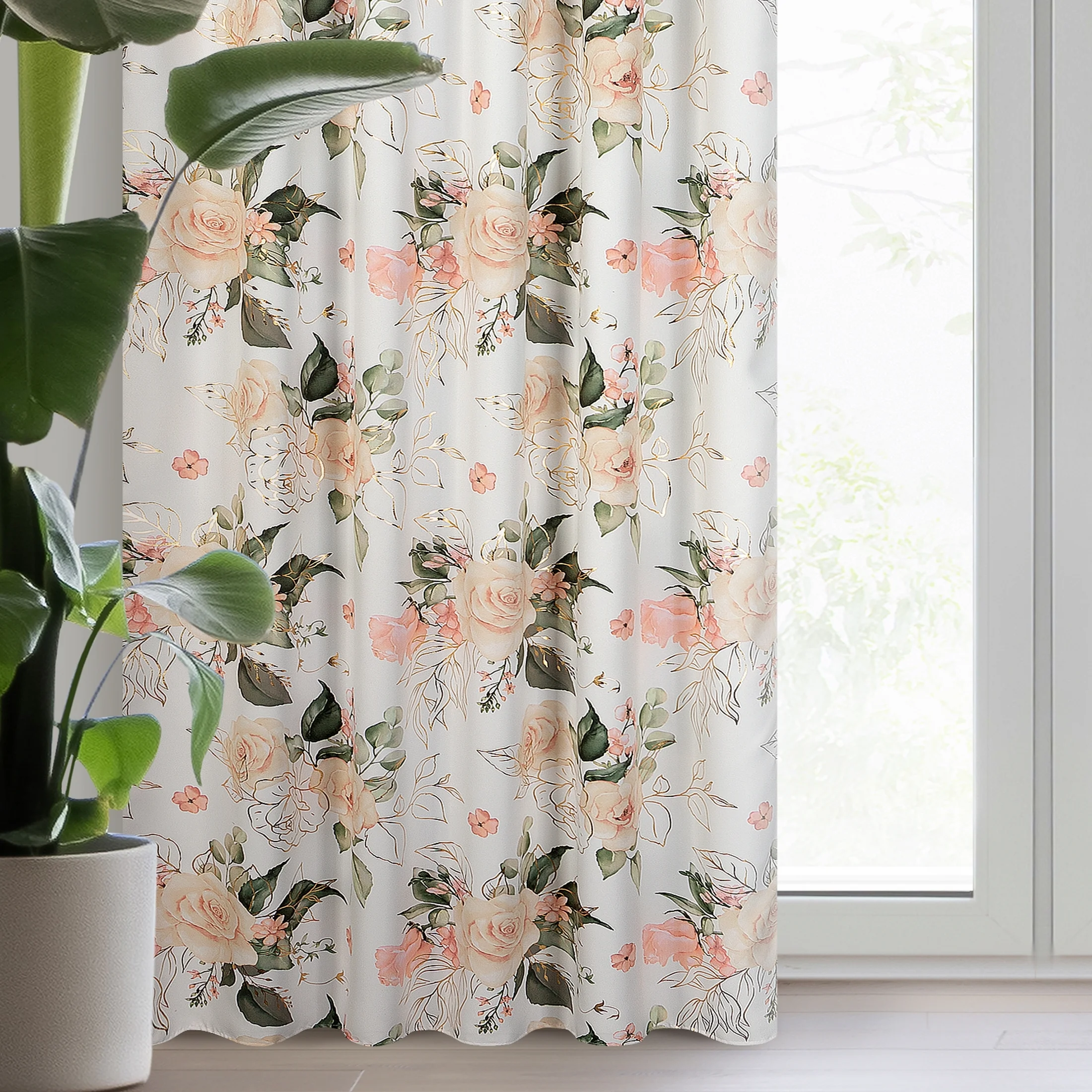 Zasłona biało, różowa w piękne róże , zaciemniająca 135x270 taśma ROSE | eurofirany