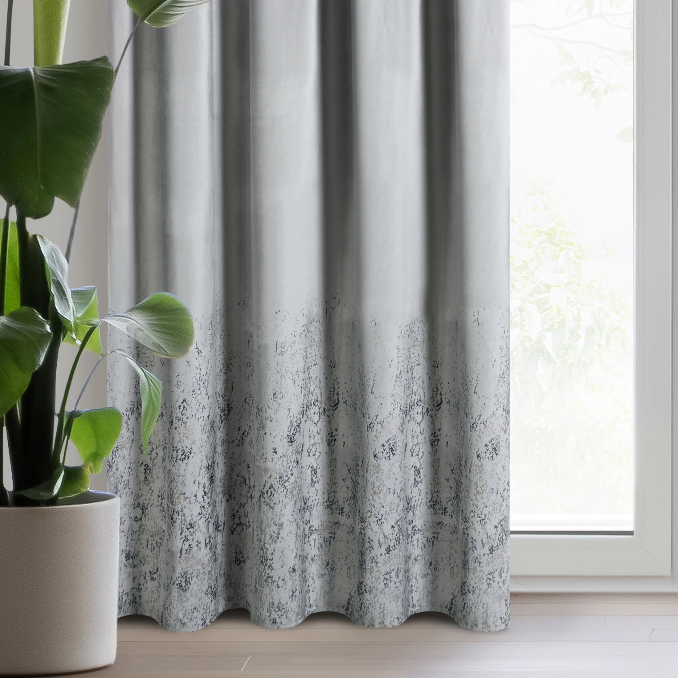 Zasłona welwetowa szara z przecieranym wzorem 140x270 cm taśma - MIRELA | eurofirany