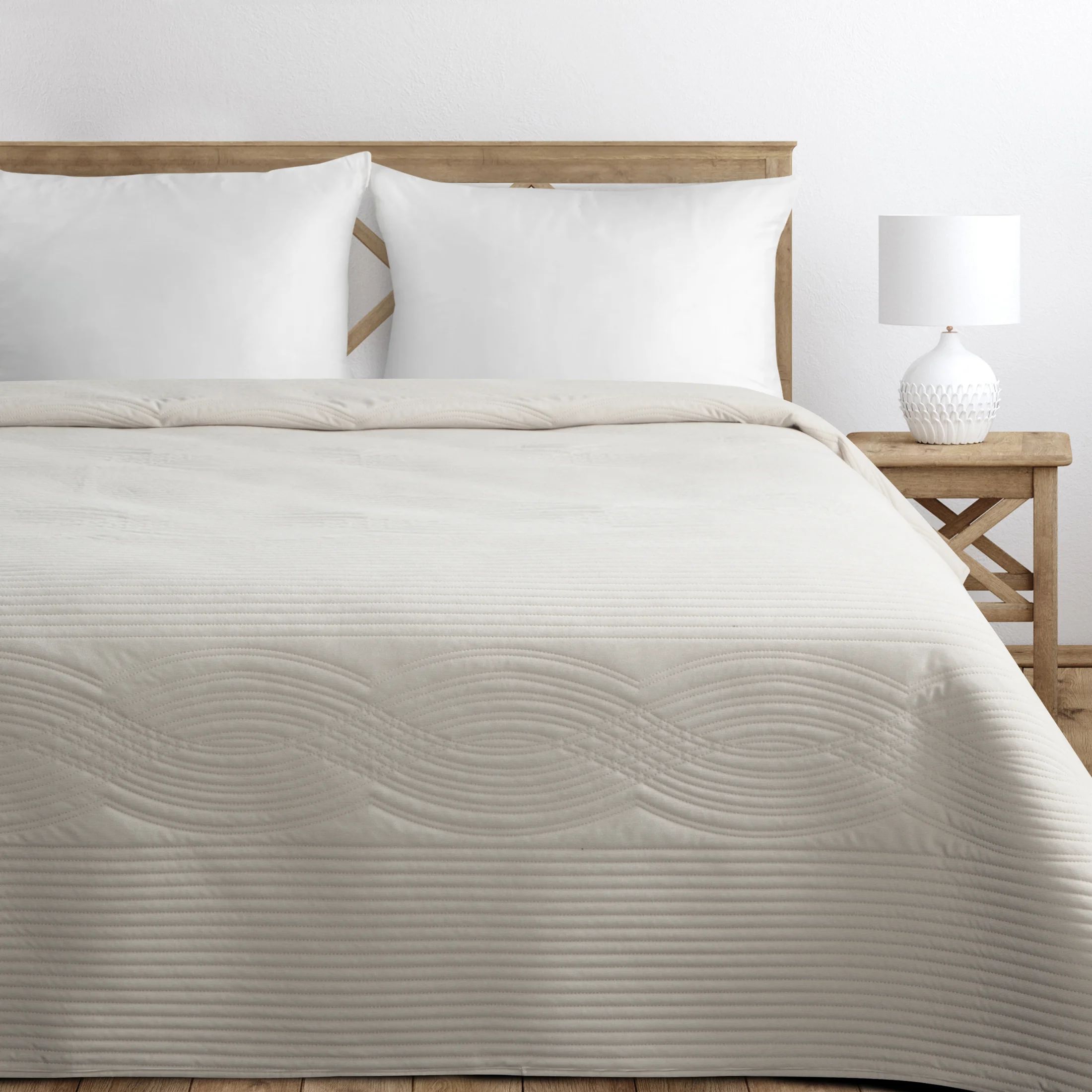 Narzuta welwetowa kremowa 170x210 cm pikowana metodą hot press w wzór geometryczny - VELVET2 | eurofirany