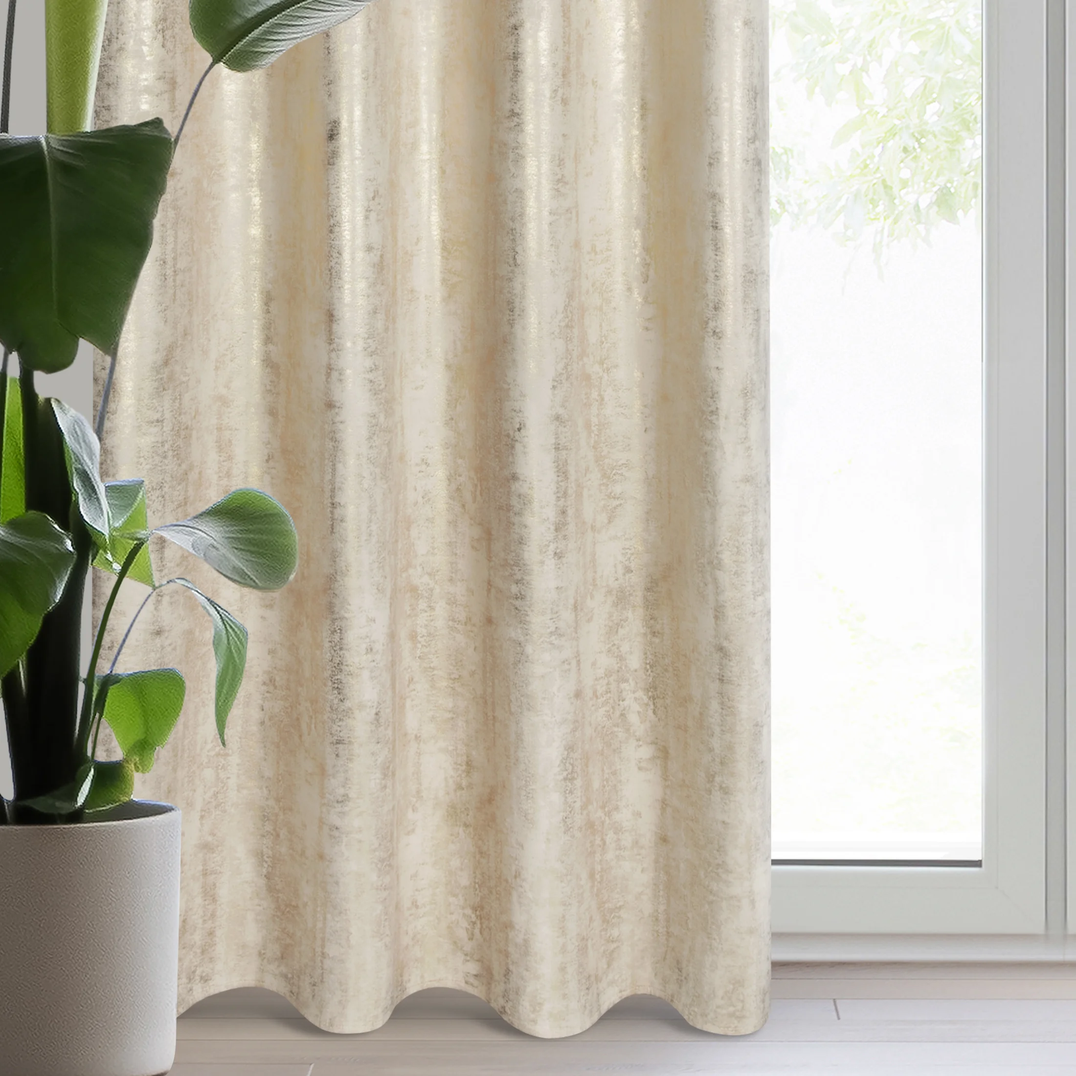 Zasłona welwetowa jasnobeżowo, złota zdobiona przecieranym wzorem 140x250 cm przelotka - RENIA | eurofirany