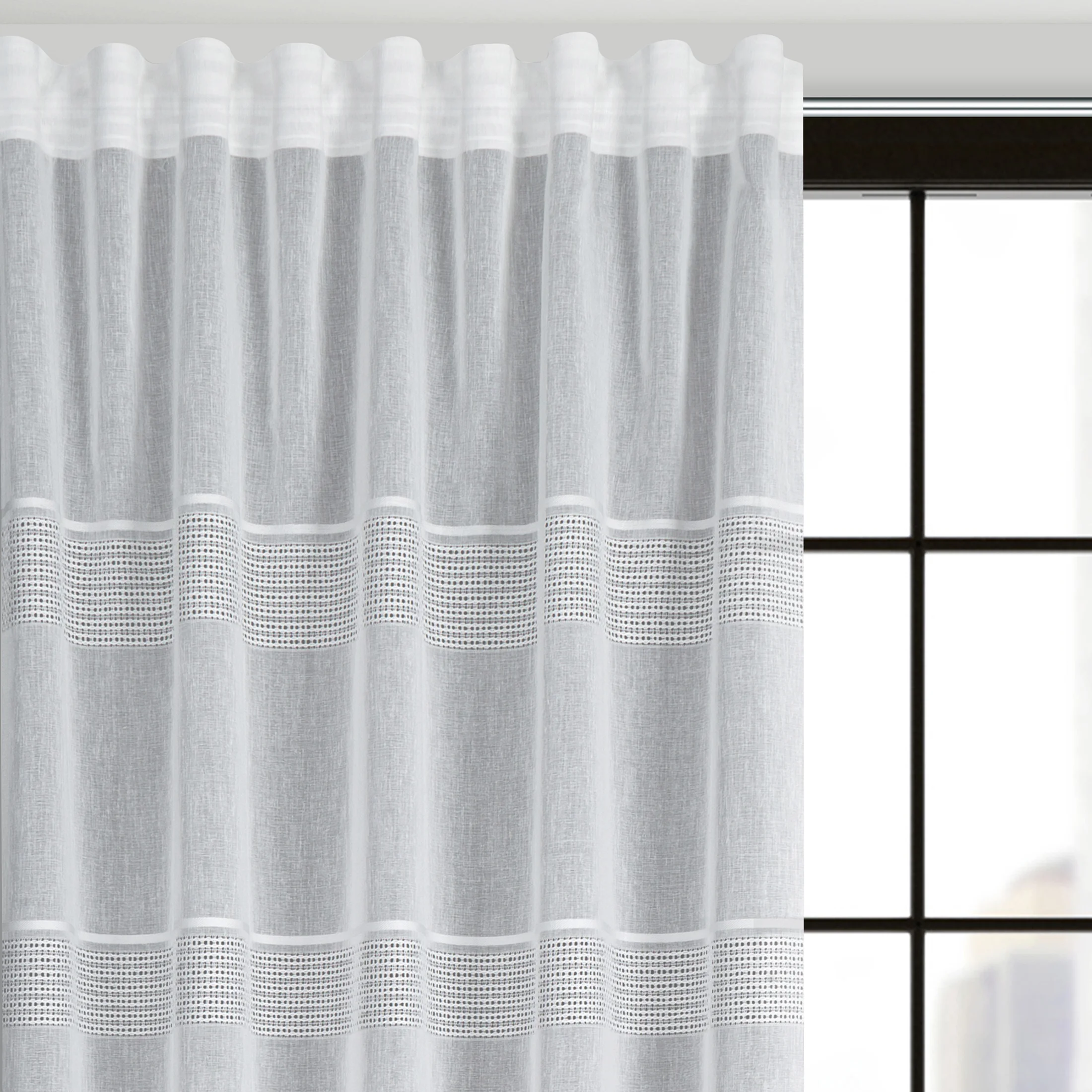 Firana biała z trzema pasami misternej ażurowej aplikacji 140x270 cm taśma/szelki INES | eurofirany