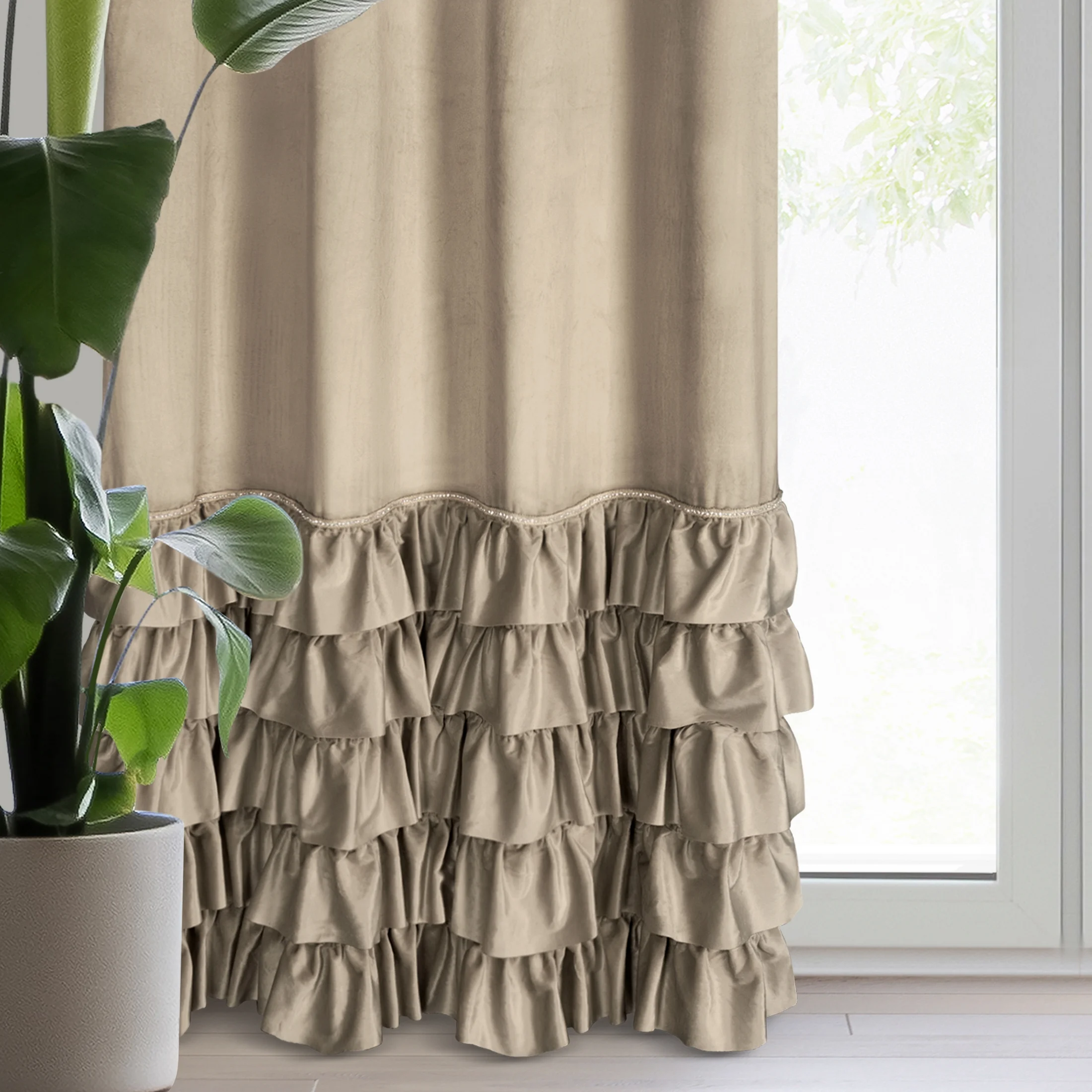 Zasłona welwetowa ciemnobeżowa zdobiona falbanami i lśniącymi akcentami 140x250 cm przelotka - CARLI | eurofirany