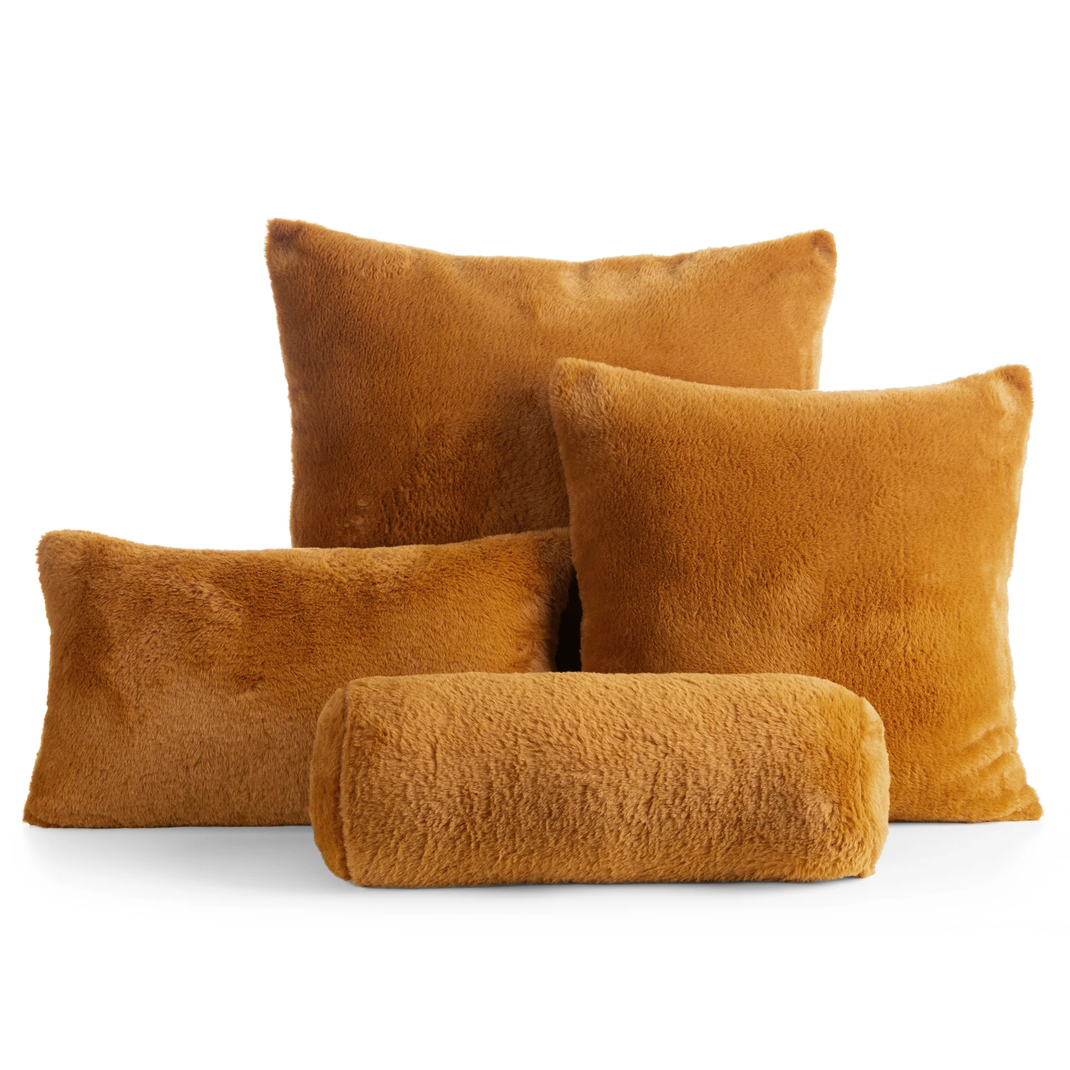 Poszewka na poduszkę 45x45 cm miodowa z miękkiej futrzanej tkaniny NINA