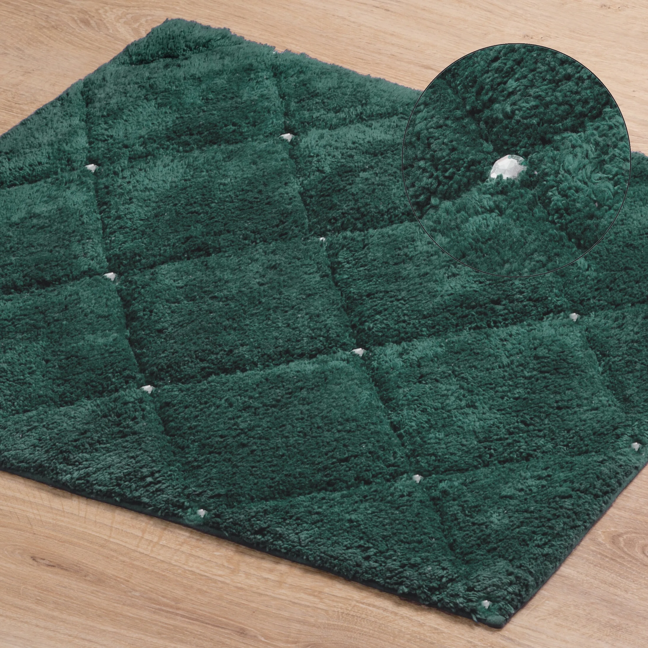 Dywanik łazienkowy bawełniany zdobiony geometrycznym wzorem z kryształkami 50x70 CHIC